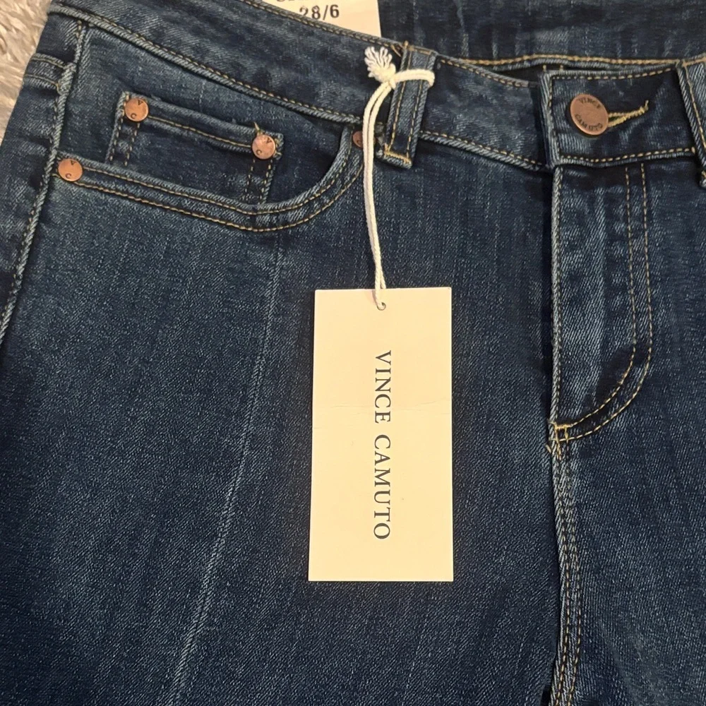 NWT Vince Camuto size 6 skinny jeans with detailed cuffs - Picture 3 of 9